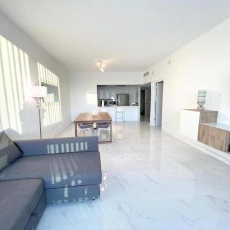 Zen Vacation Rentals Modern Penthouse Across Ocean Miami Beach Esterno foto