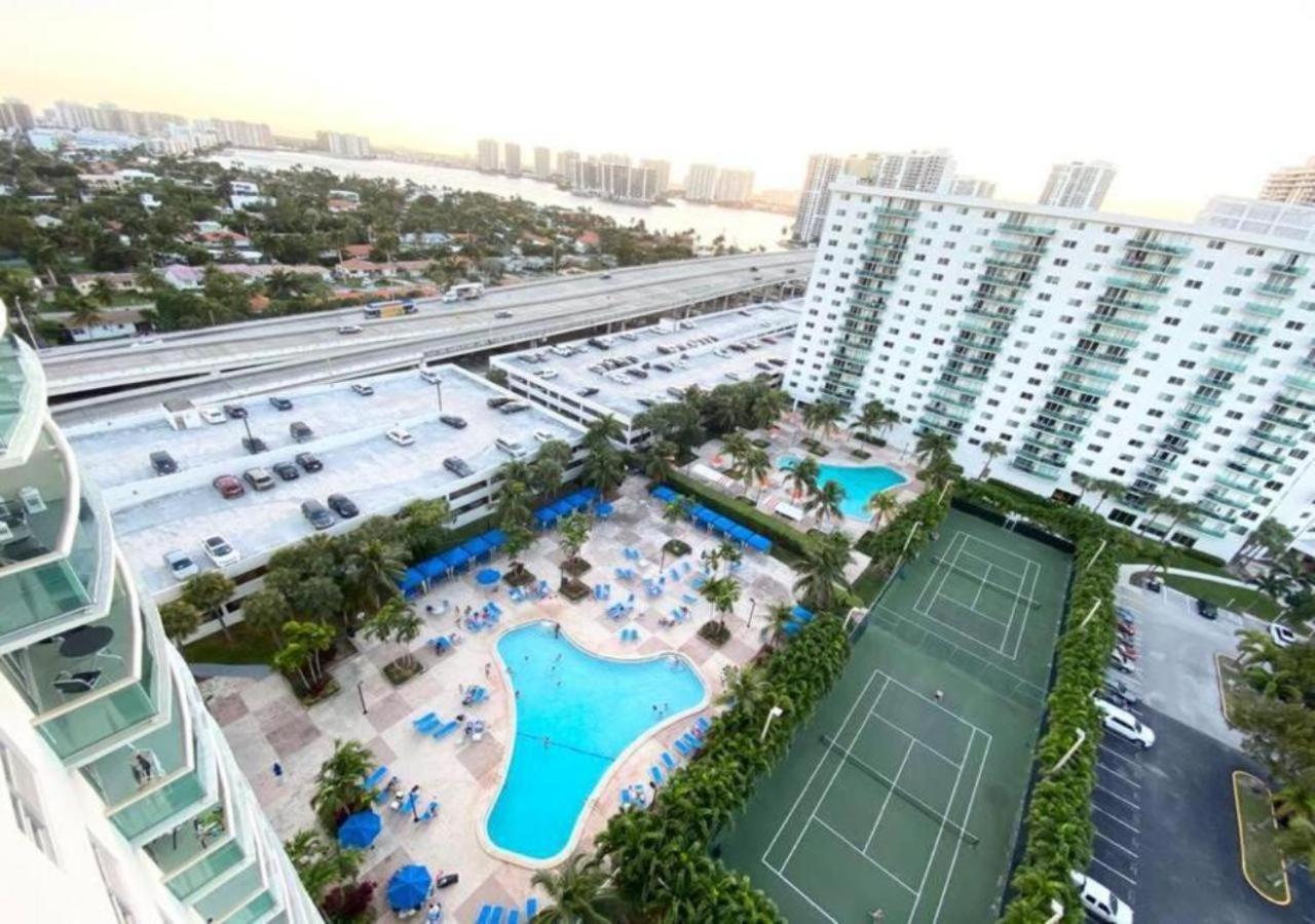 Zen Vacation Rentals Modern Penthouse Across Ocean Miami Beach Esterno foto