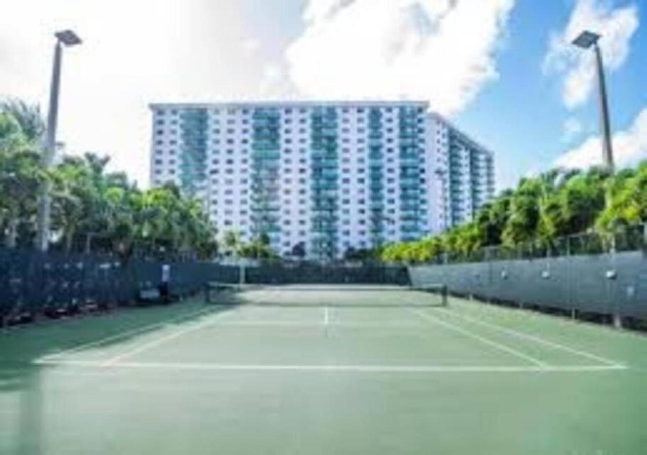 Zen Vacation Rentals Modern Penthouse Across Ocean Miami Beach Esterno foto