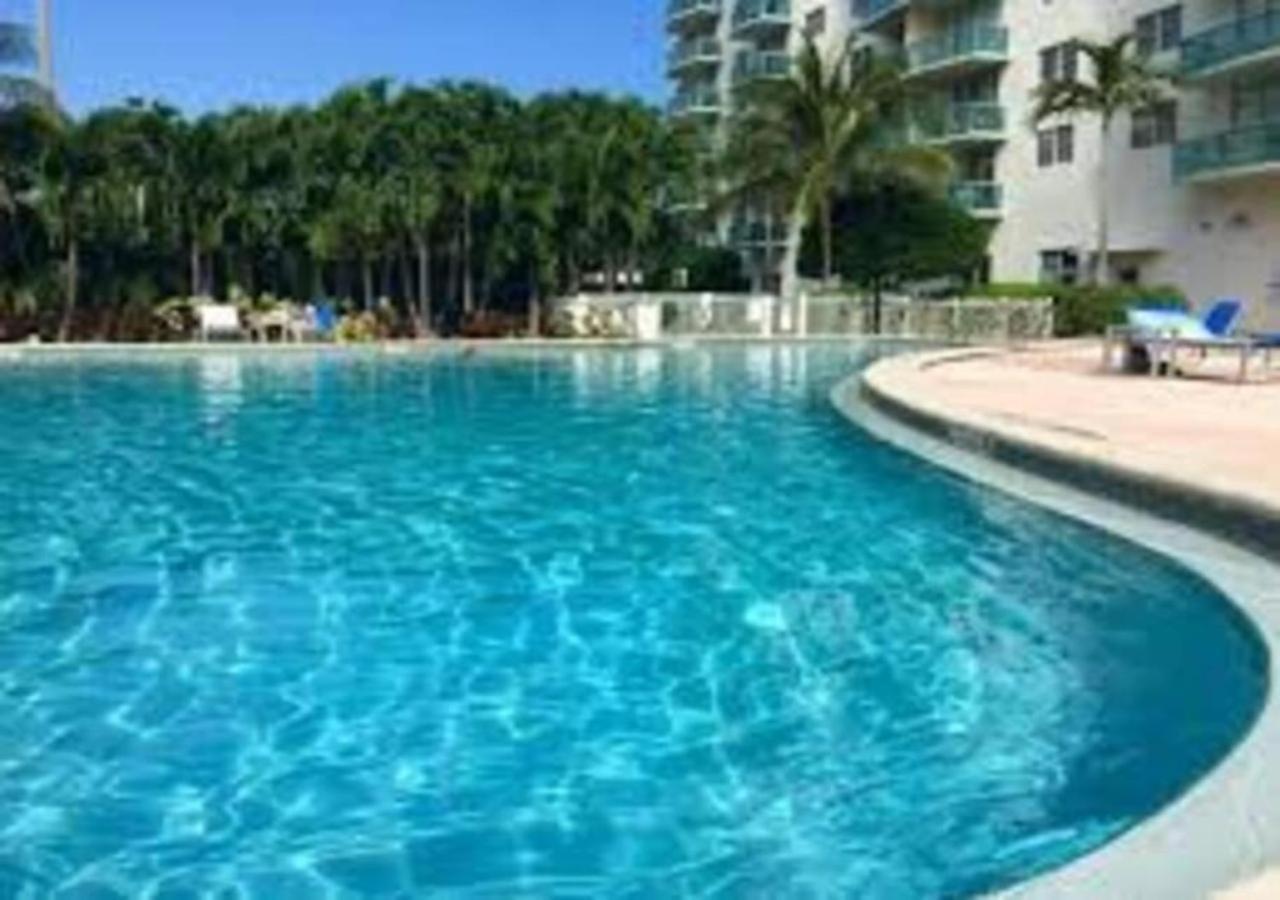 Zen Vacation Rentals Modern Penthouse Across Ocean Miami Beach Esterno foto