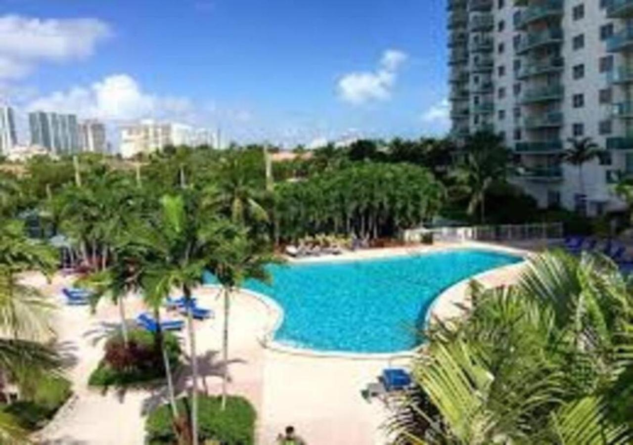 Zen Vacation Rentals Modern Penthouse Across Ocean Miami Beach Esterno foto