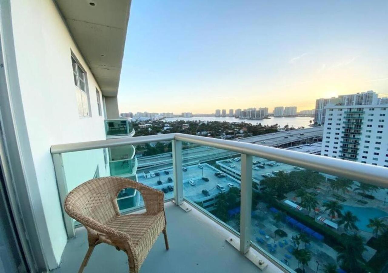 Zen Vacation Rentals Modern Penthouse Across Ocean Miami Beach Esterno foto